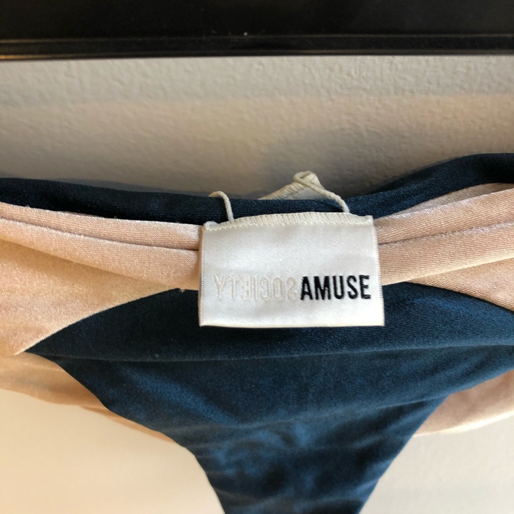 Amuse Society bathing suit bottoms